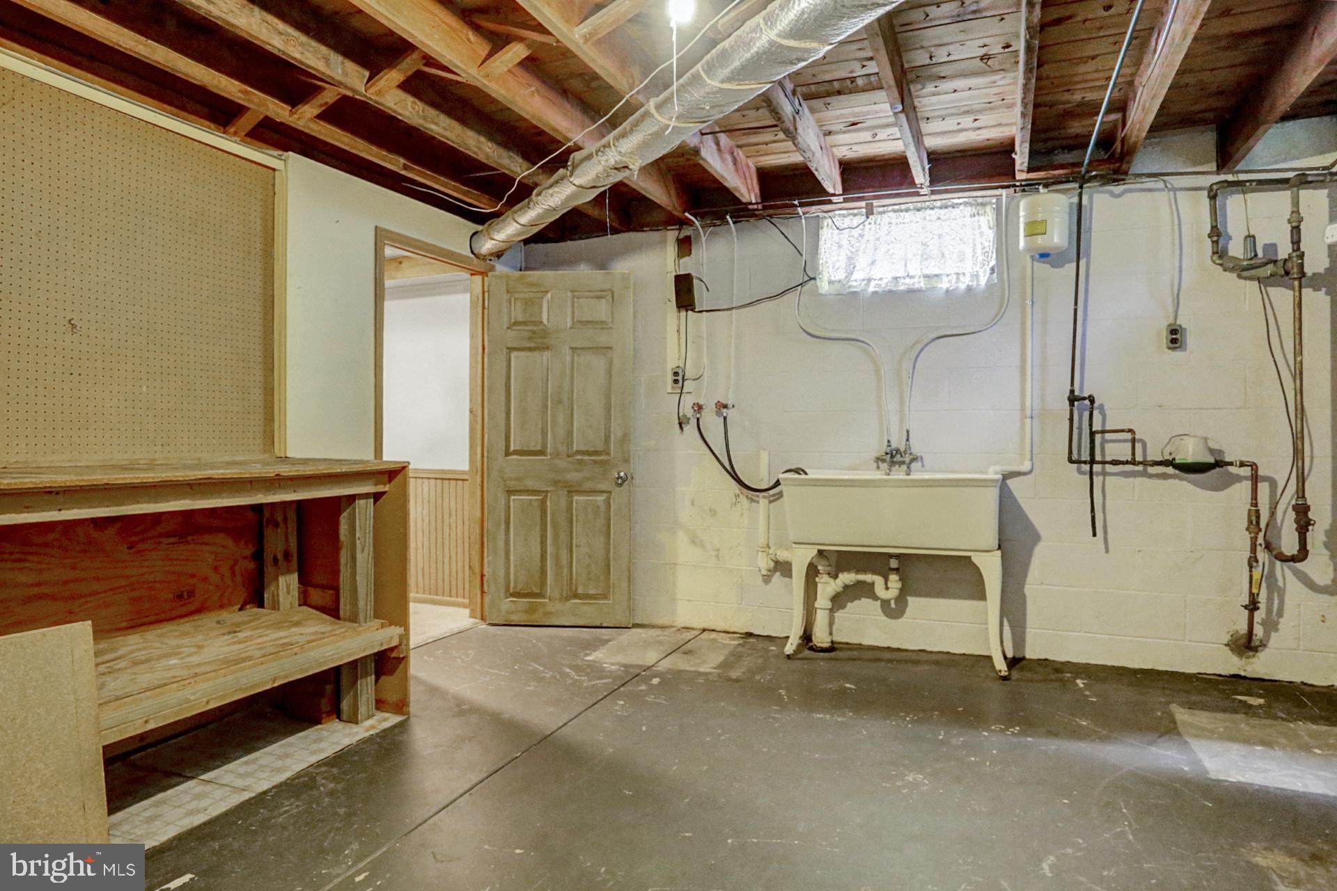 405 North Waverly Street Reading, PA 19607 - Photo 25 of 35 Gallery Image 25