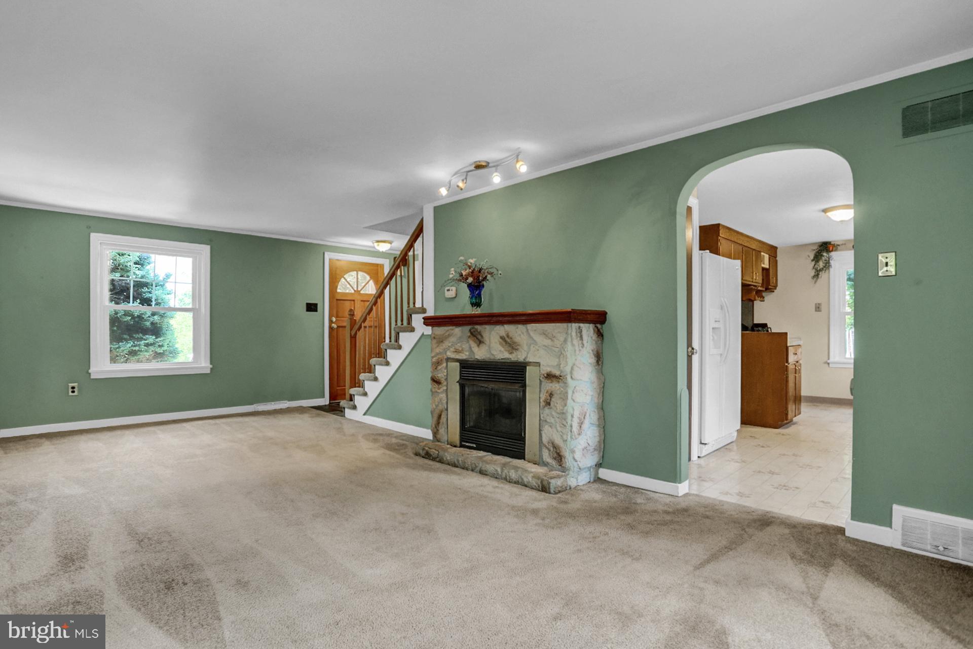 405 North Waverly Street Reading, PA 19607 - Photo 7 of 35 Gallery Image 7