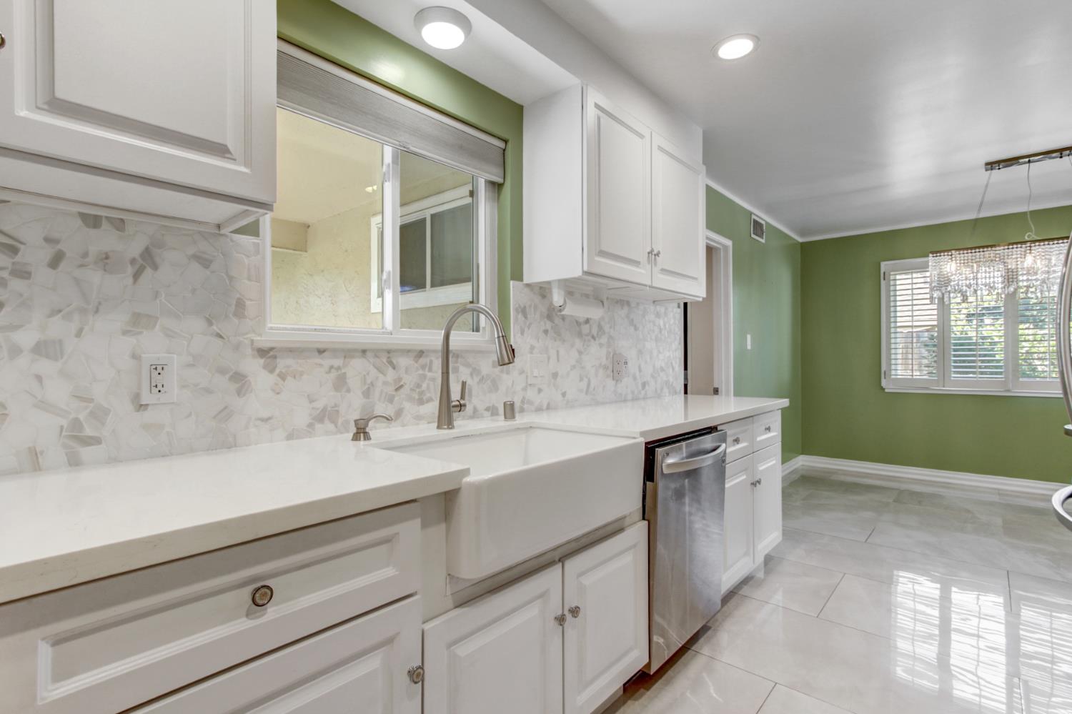 3226 Murchison Way Carmichael, CA 95608 - Photo 3 of 45