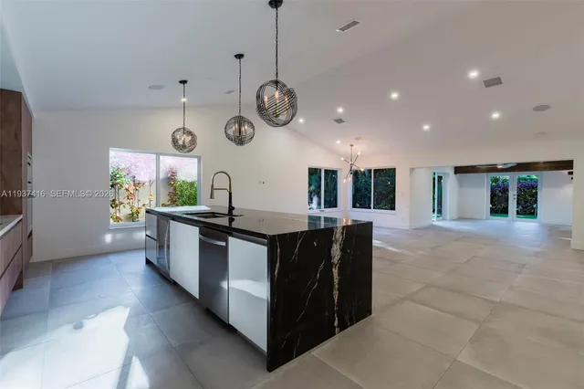 $1,375,000 | 3950 Shearwater Drive, Jupiter, FL 33477