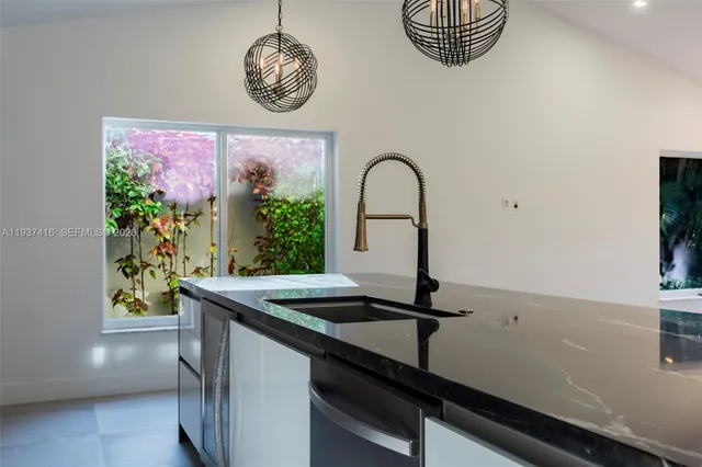 $1,375,000 | 3950 Shearwater Drive, Jupiter, FL 33477