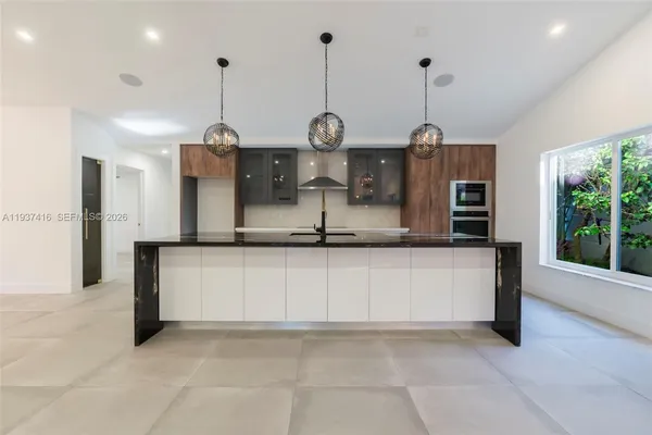 $1,290,000 | 3950 Shearwater Drive, Jupiter, FL 33477