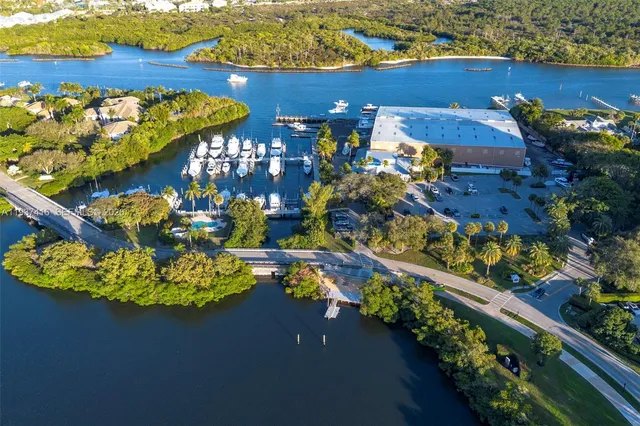 $1,375,000 | 3950 Shearwater Drive, Jupiter, FL 33477