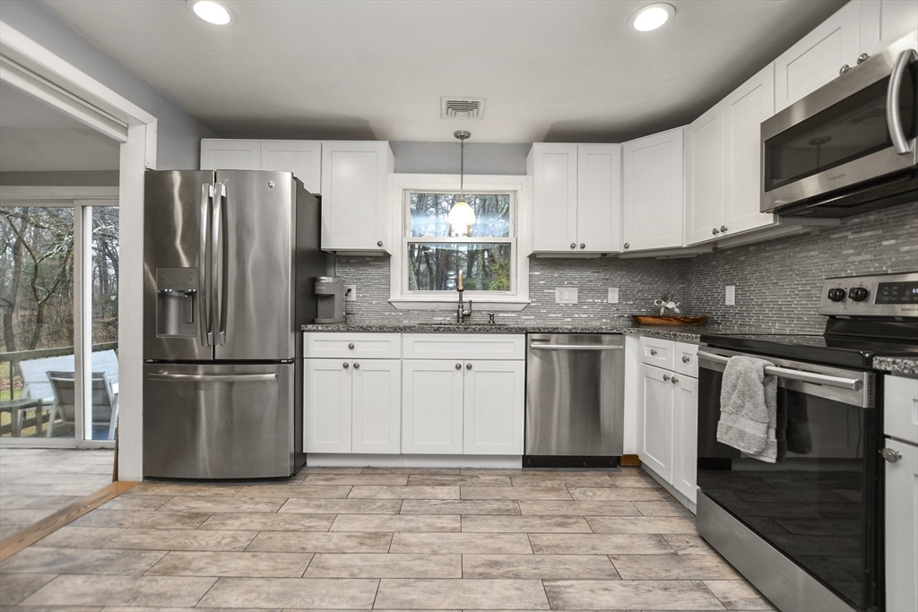 3 Virginia Road Tewksbury, MA 01876 - Photo 11 of 41 Gallery Image 11