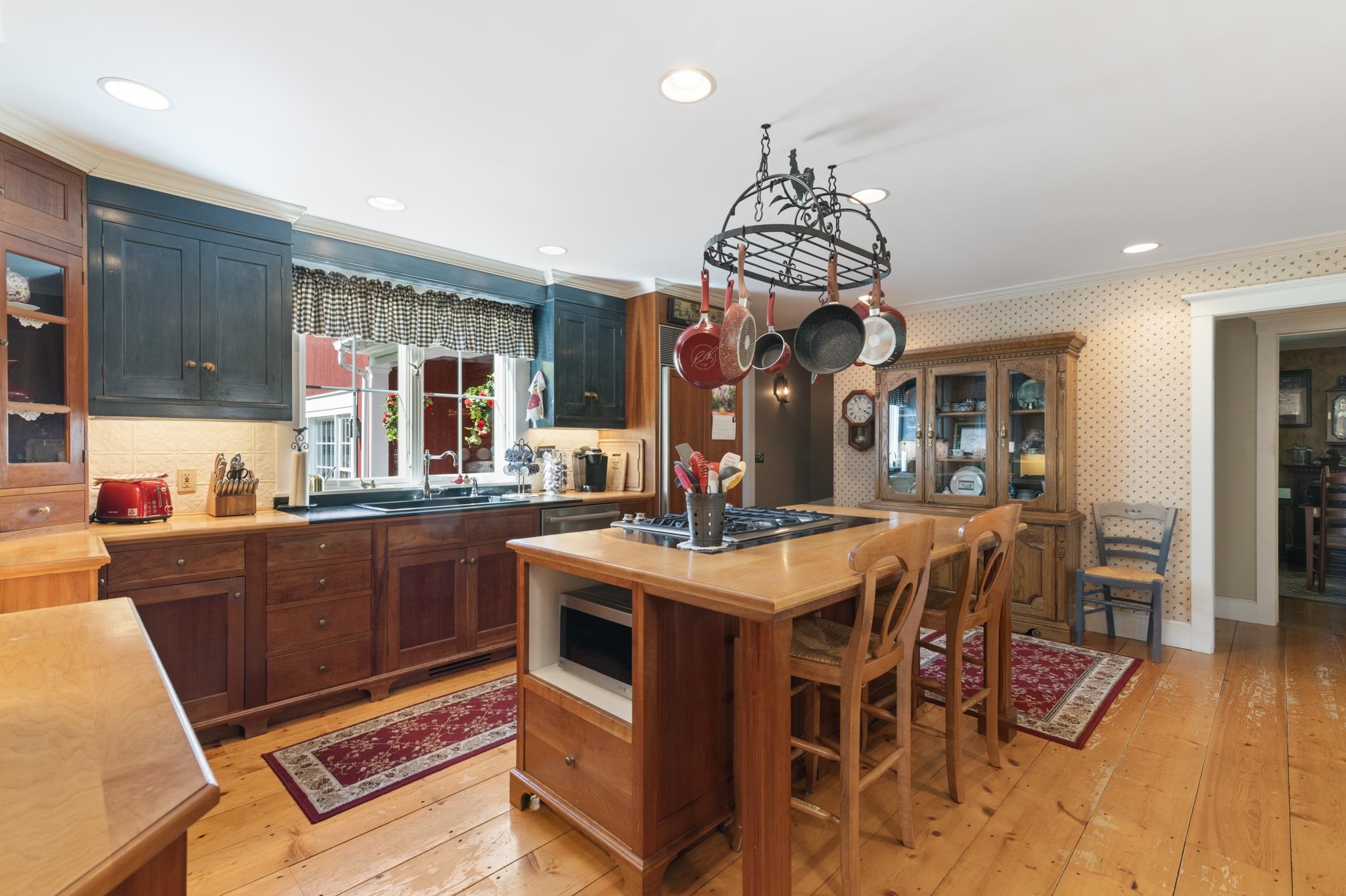364 Houghtonville Road Grafton, VT 05146 - Photo 6 of 50