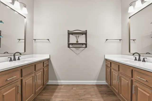 $600,000 | 38 Driftdale Place, The Woodlands, TX 77389