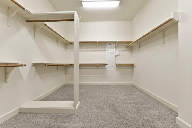 $600,000 | 38 Driftdale Place, The Woodlands, TX 77389