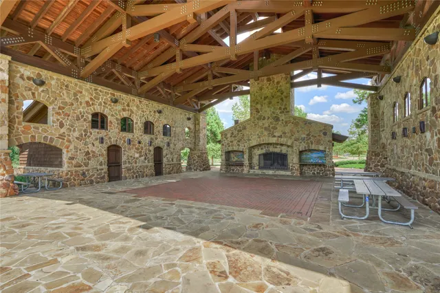 $600,000 | 38 Driftdale Place, The Woodlands, TX 77389