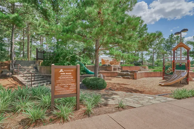 $600,000 | 38 Driftdale Place, The Woodlands, TX 77389