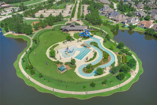 $600,000 | 38 Driftdale Place, The Woodlands, TX 77389