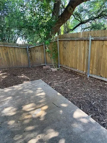 $1,450 | 11901 Swearingen Drive, Unit 96, Austin, TX 78758