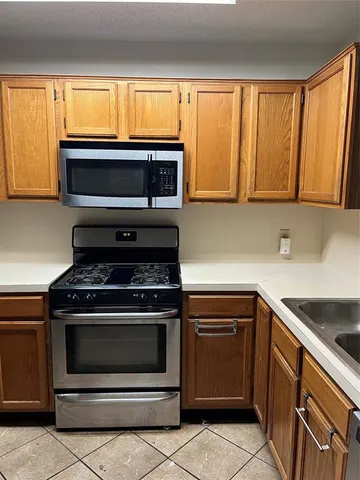 $1,450 | 11901 Swearingen Drive, Unit 96, Austin, TX 78758