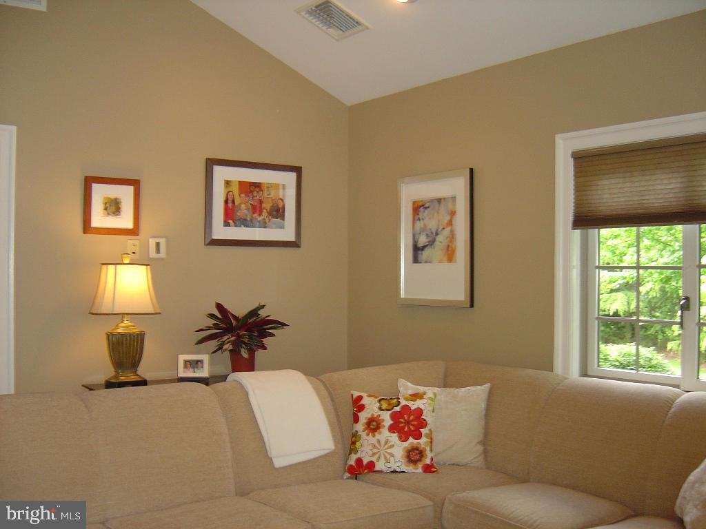 15 Southview Lane Lititz, PA 17543 - Photo 11 of 36
