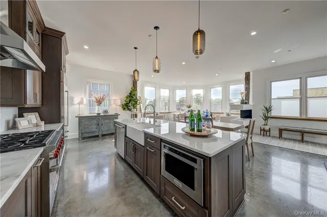 $970,000 | 226 Main Street, Unit 301, Beacon, NY 12508