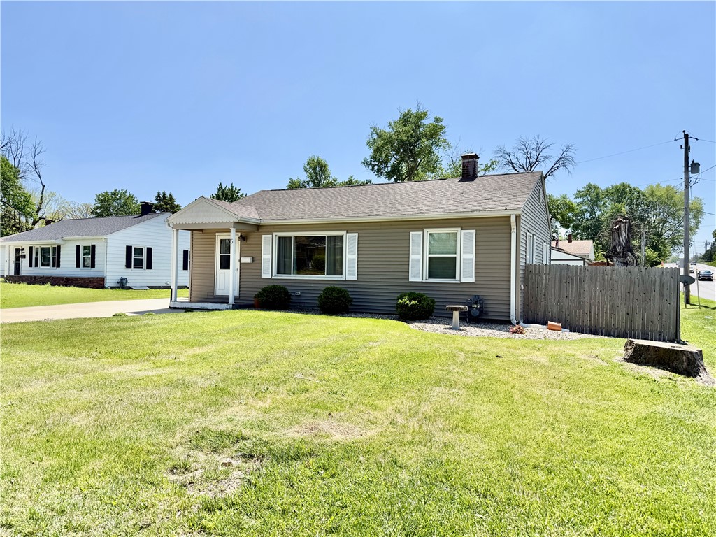 5 1st Drive Decatur, IL 62521 - Photo 2 of 27 Gallery Image 2
