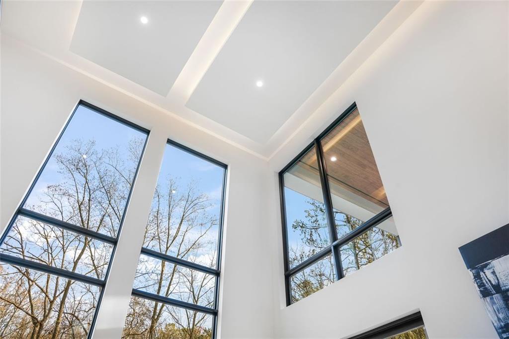 1736 Cox Road Roswell, GA 30075 - Photo 22 of 92