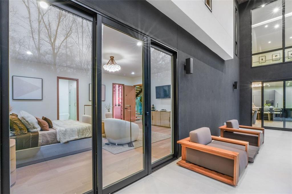 1736 Cox Road Roswell, GA 30075 - Photo 30 of 92