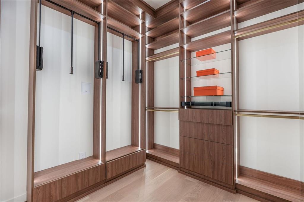 1736 Cox Road Roswell, GA 30075 - Photo 44 of 92