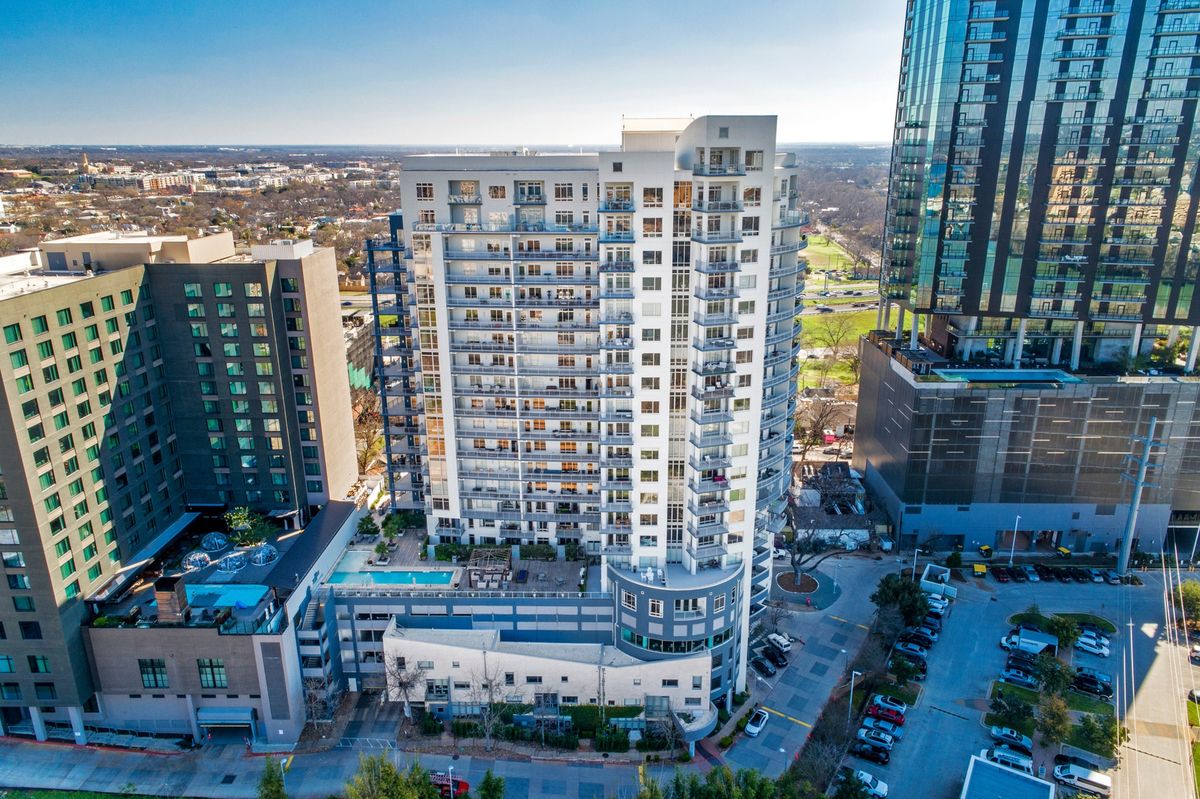 603 Davis Street, Unit 1808 Austin, TX 78701 - Photo 1 of 27