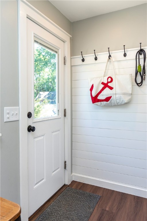 267 Ives Road Warwick, RI 02818 - Photo 13 of 25