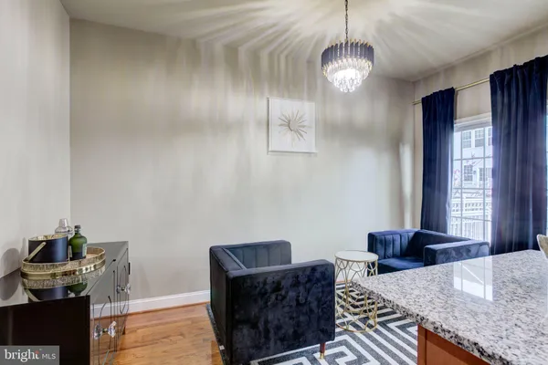 $459,000 | 4304 Potomac Highlands Circle, Unit 42, Triangle, VA 22172