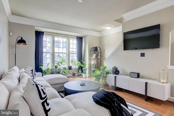 $459,000 | 4304 Potomac Highlands Circle, Unit 42, Triangle, VA 22172