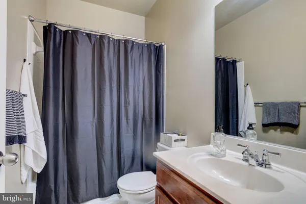 $459,000 | 4304 Potomac Highlands Circle, Unit 42, Triangle, VA 22172