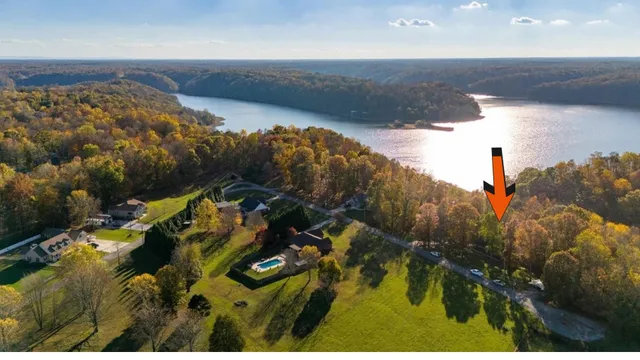 $565,000 | 255 Flora Lane, Manchester, TN 37355