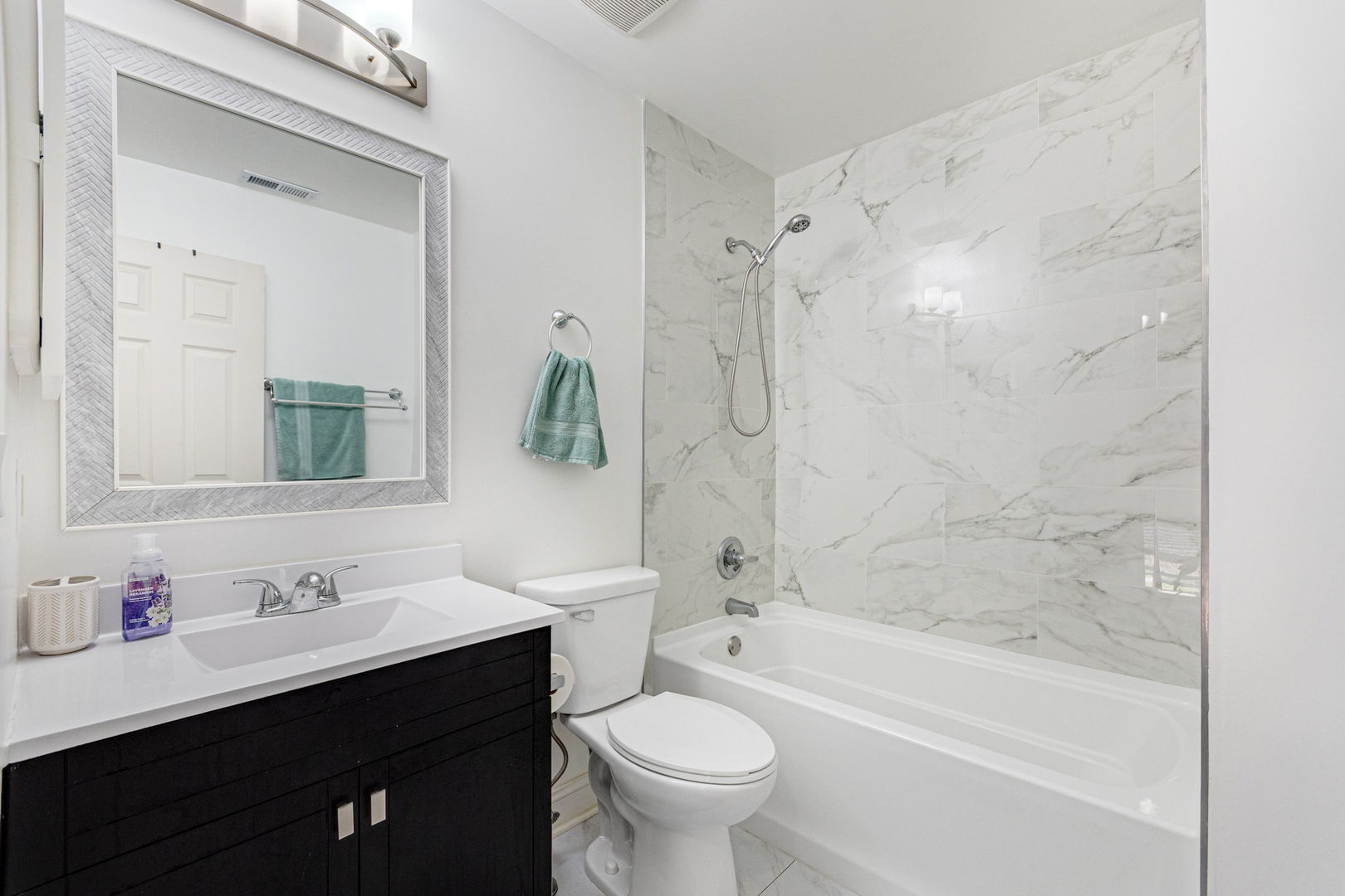 672 Edward Drive Romeoville, IL 60446 - Photo 16 of 21