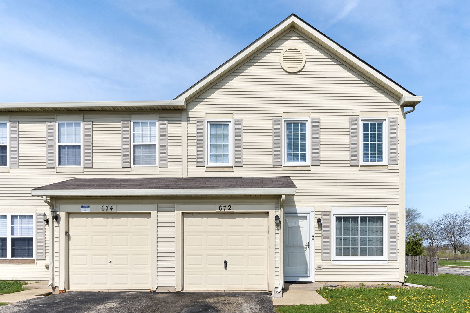 672 Edward Drive Romeoville, IL 60446 - Photo 2 of 21