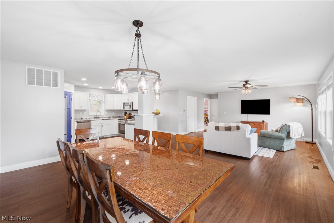 3843 Herman Road Mantua, OH 44255 - Photo 4 of 49