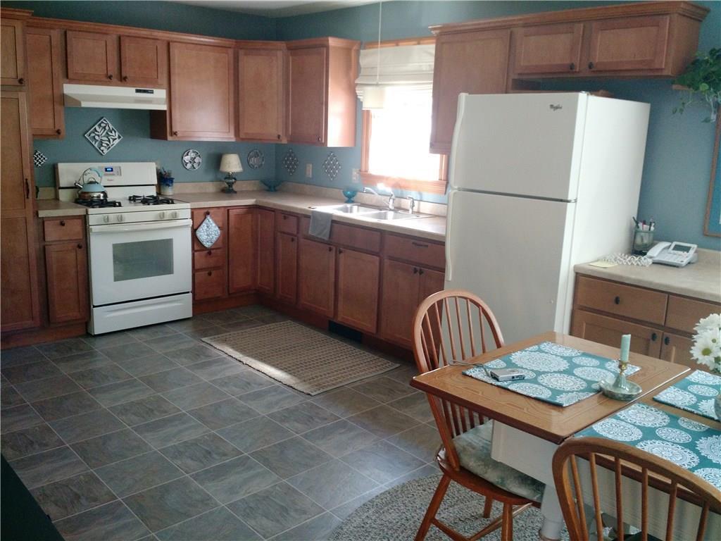 1385 Old Augusta Road Waldoboro, ME 04572 - Photo 8 of 18 Kitchen
