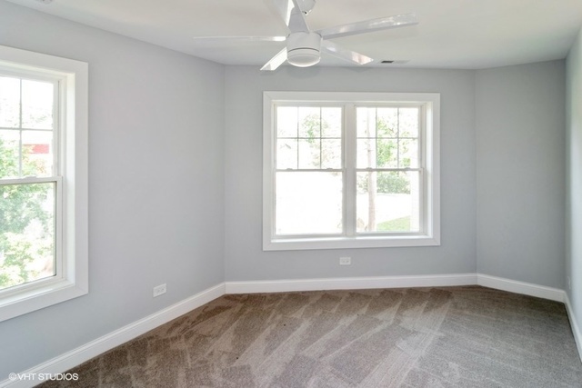 204 Fairbank Road Riverside, IL 60546 - Photo 19 of 24 an empty room with a window