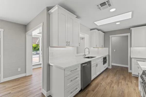 $2,300 | 10423 West Monterosa Drive, Sun City, AZ 85351