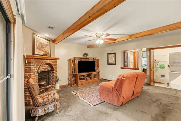 $174,950 | 13821 West 58th Terrace, Unit 1, Shawnee, KS 66216