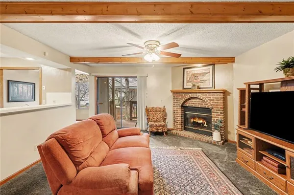 $174,950 | 13821 West 58th Terrace, Unit 1, Shawnee, KS 66216