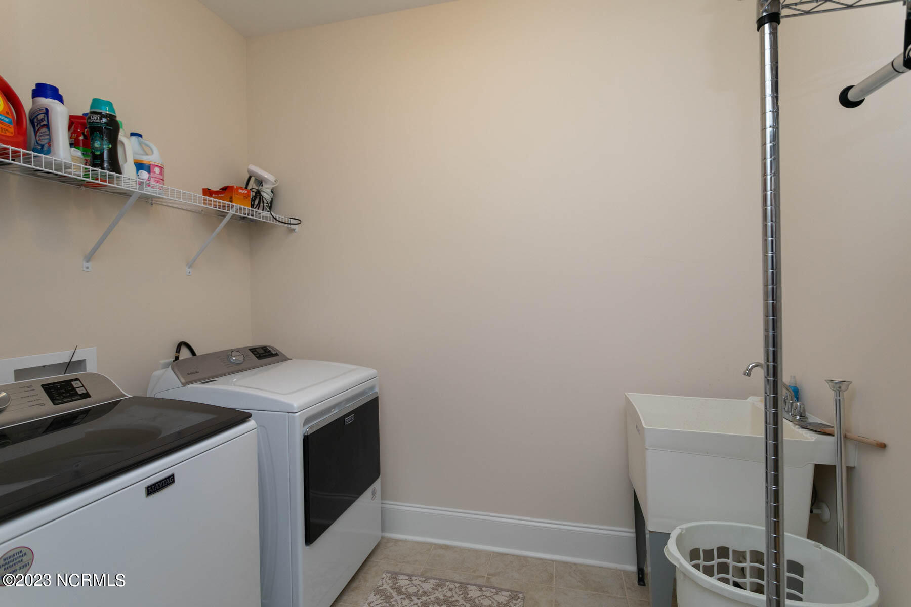 120 Winged Foot Road Pinehurst, NC 28374 - Photo 21 of 50 laundry room1