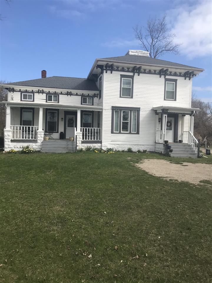 1787 East Henderson Road Owosso, MI 48867 - Photo 2 of 32 50046468-1.JPG