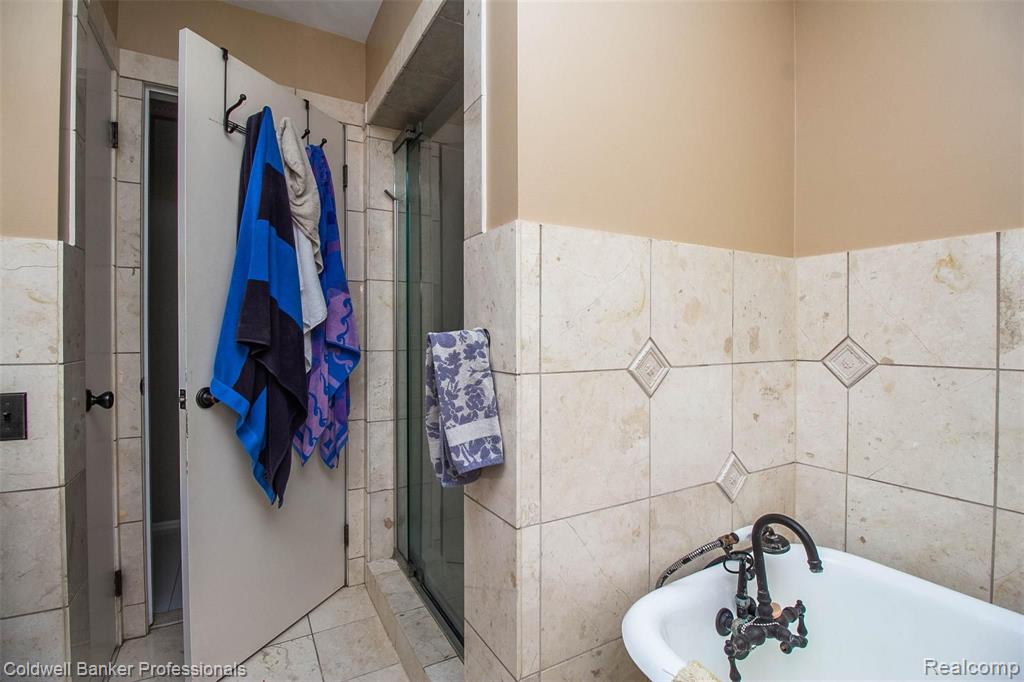 6570 Cranberry Lake Road Clarkston, MI 48348 - Photo 28 of 45