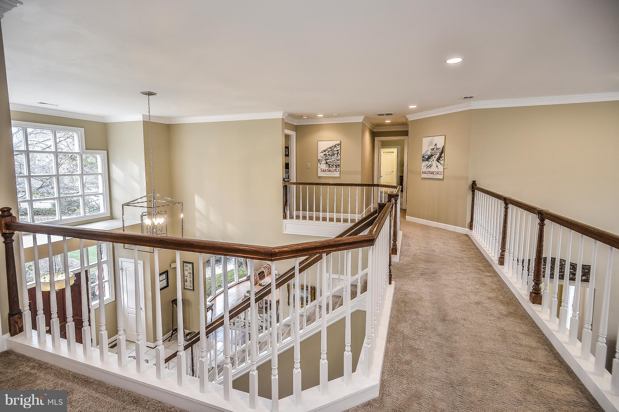 1309 Stamford Way Reston, VA 20194 - Photo 22 of 50 Upper Level Hallway