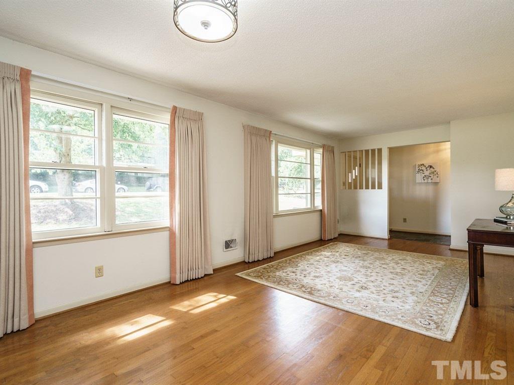 4305 Rowan Street Raleigh, NC 27609 - Photo 8 of 22 a view of an empty room and window