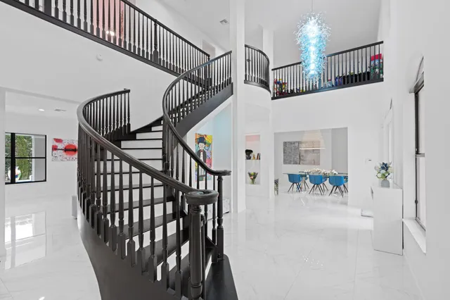 a view of entryway and hall