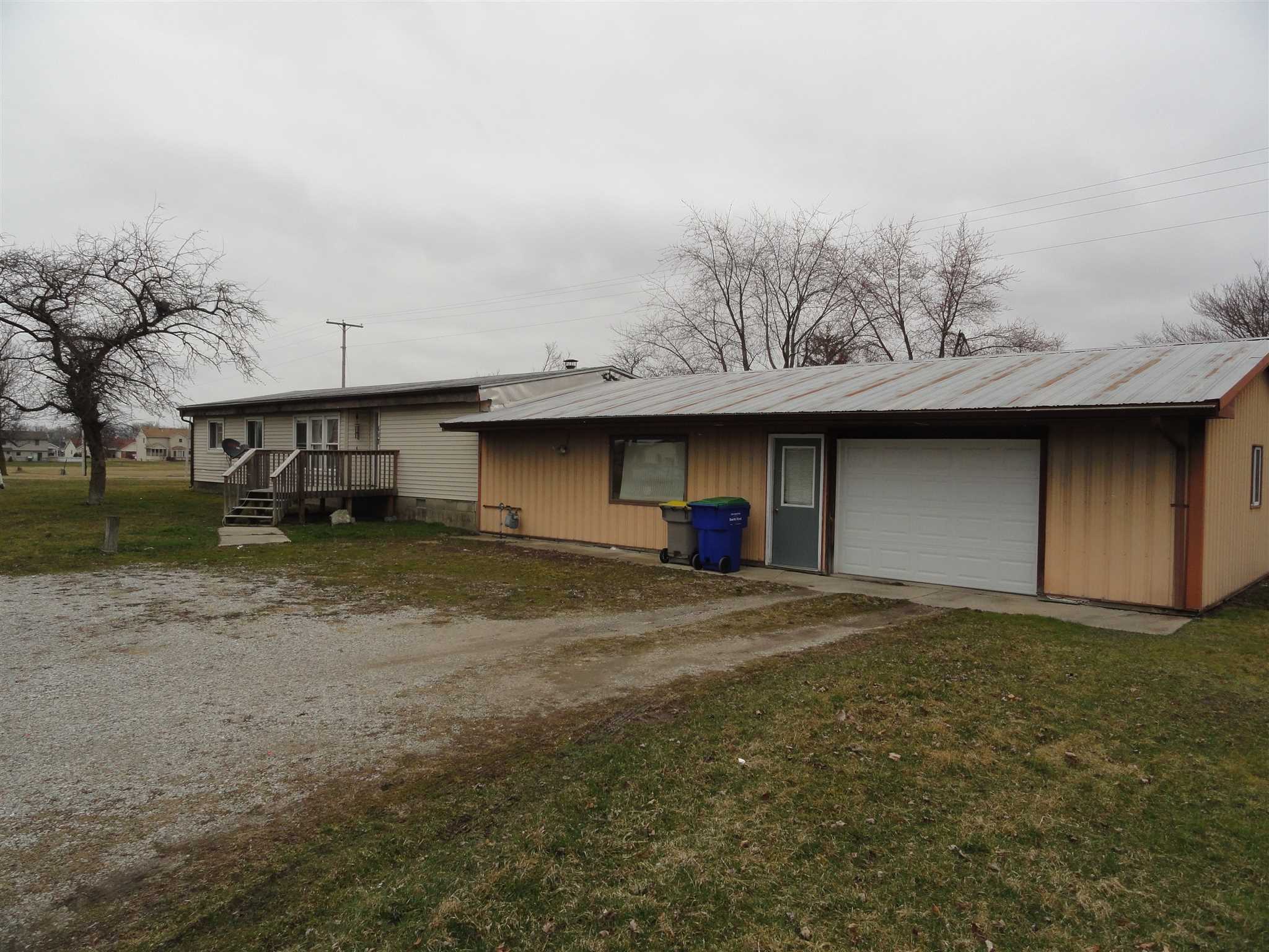 117 Western Avenue Butler, IN 46721 - Photo 1 of 16