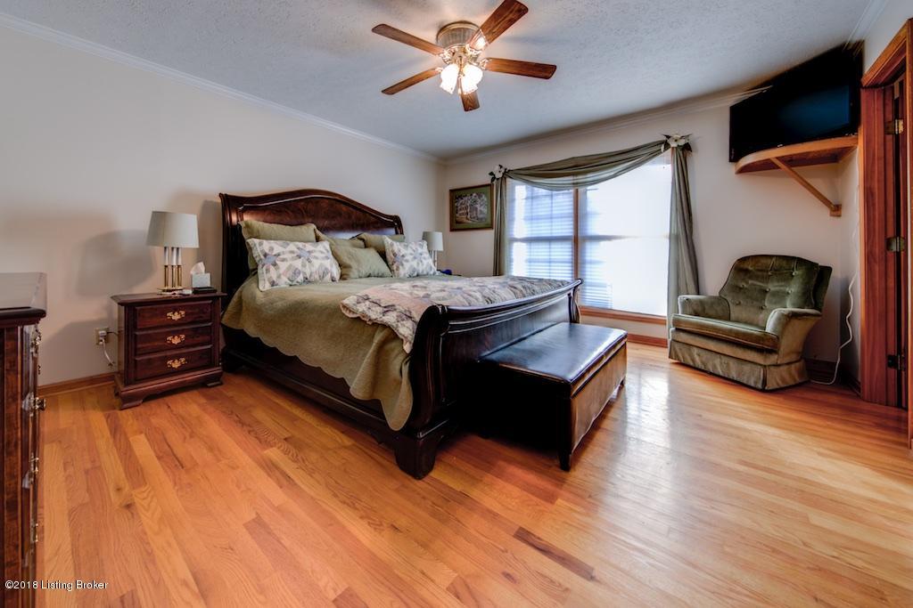 8106 Manslick Road Louisville, KY 40214 - Photo 14 of 31 8106 Manslick Rd 14