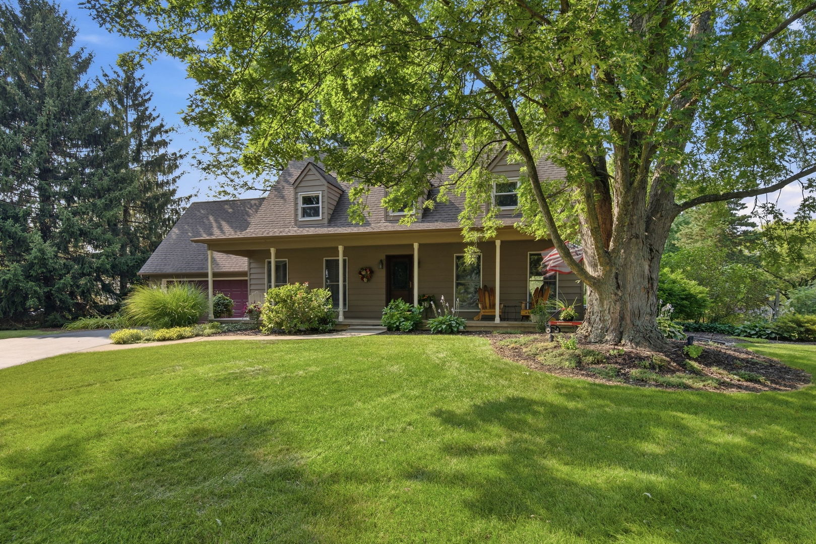 39-w150 Adobe Ridge Elgin, IL 60124 - Photo 3 of 36 Gallery Image 3