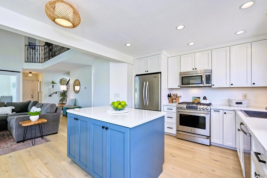 821 Windcrest Drive Carlsbad, CA 92011 - Photo 15 of 53