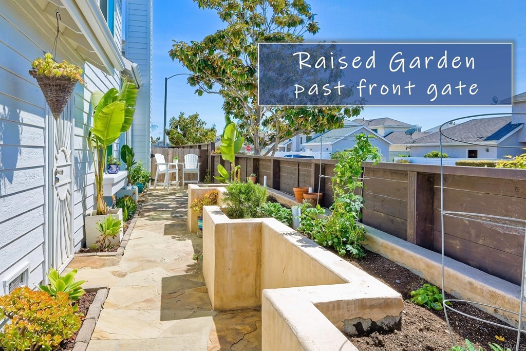 821 Windcrest Drive Carlsbad, CA 92011 - Photo 5 of 53 a view of outdoor kitchen