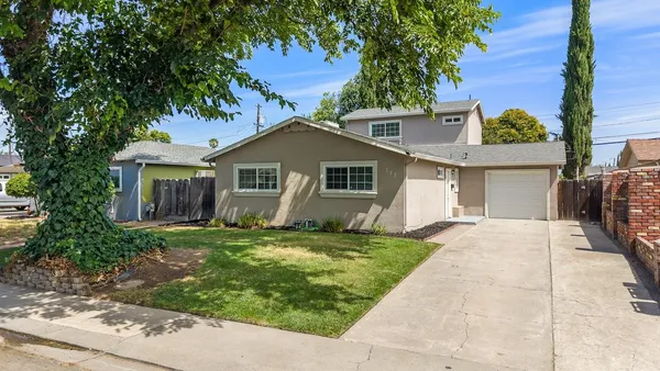 $575,000 | 111 East 21st Street, Tracy, CA 95376