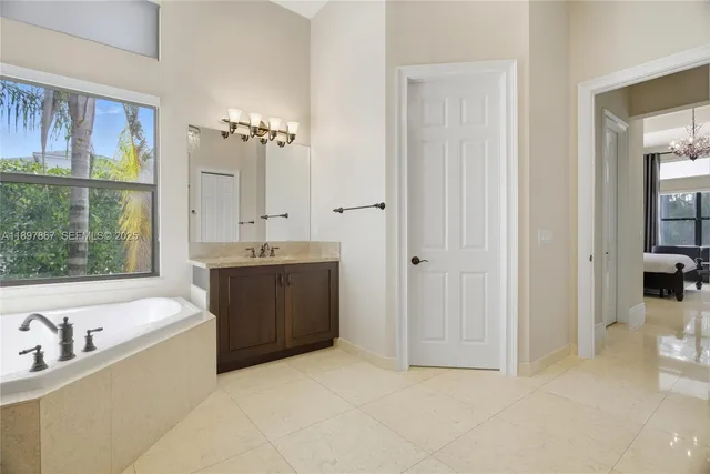 $2,350,000 | 9772 Rennes Lane, Delray Beach, FL 33446