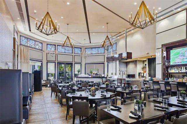 $2,350,000 | 9772 Rennes Lane, Delray Beach, FL 33446